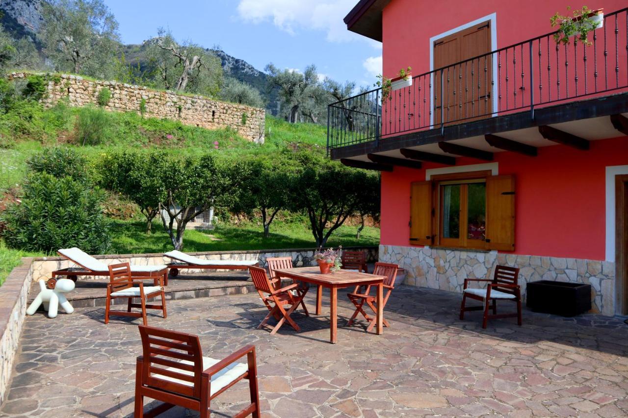 B&B La Casa Del Sole Controne Eksteriør bilde
